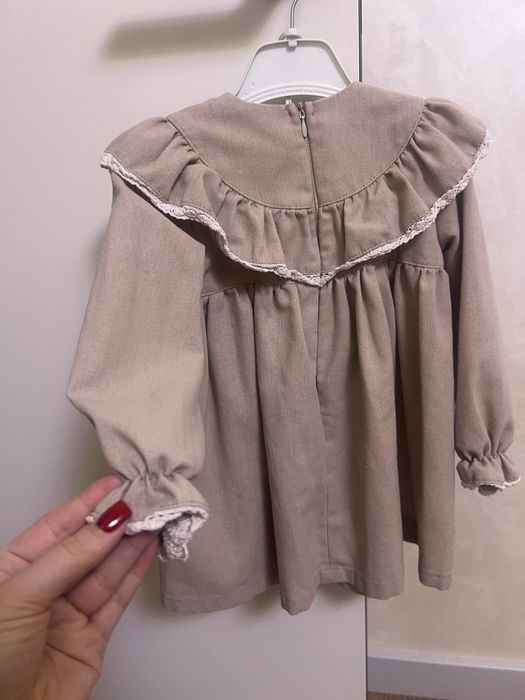 Сукня для дівчинки