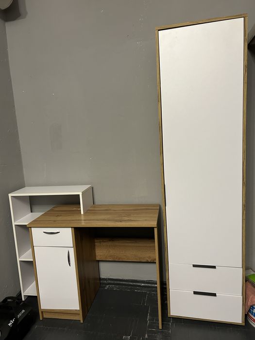 Шафа та стіл продам терміново