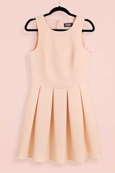 Sukienka rozkloszowana