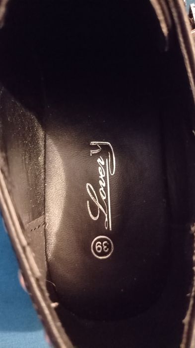 Buty czarne rozmiar 39