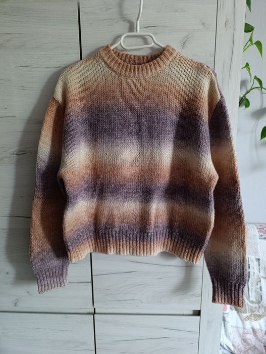 Kolorowy ciepły sweterek Sinsay