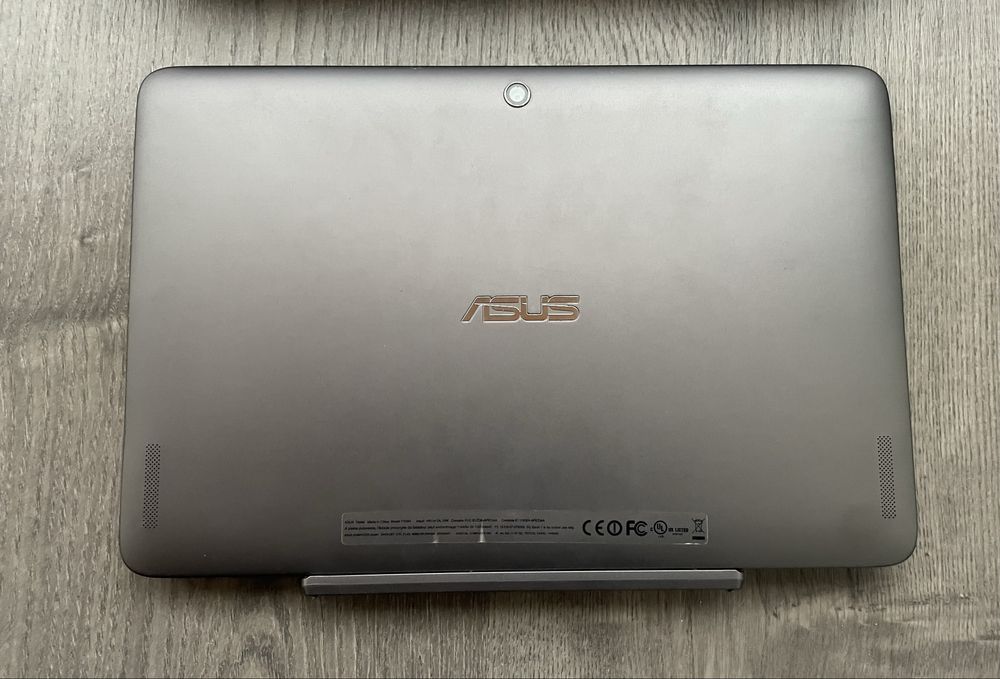 ASUS Transformer Book