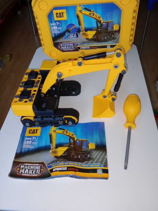 Конструктор экскаватор брендовый CAT на болтах Toy State для мальчиков