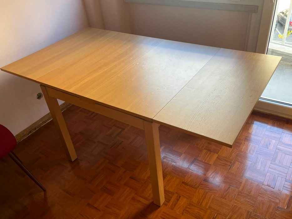 Mesa Extensível IKEA