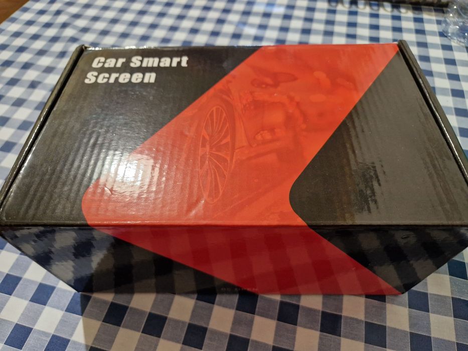 Sistema de Navegacao Inteligente Universal para Carro.