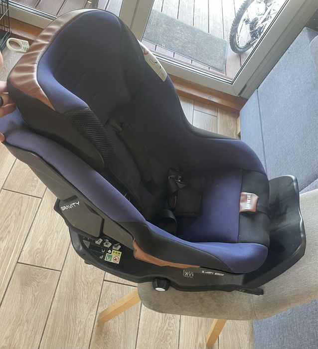 Fotelik samochodowy Jane Gravity obrotowy isofix