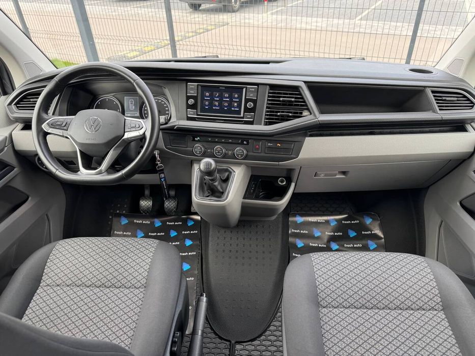 Volkswagen Caravelle 2021 freshauto