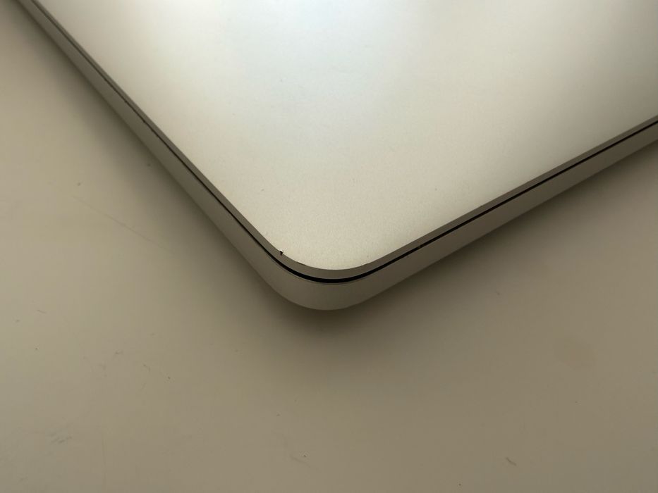 Macbook Pro 16 2019 A2141 i7 2,6 16GB 512GB SSD macOS Tahoe