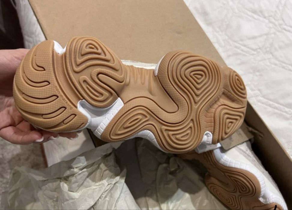 Yeezy 500 Stone Taupe