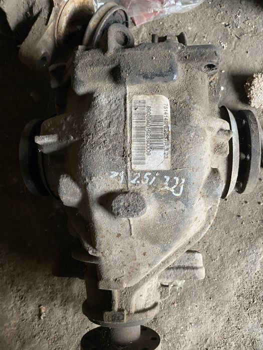 Dyfer E46 3.64 posiadam rozwniez  2.56 3.46 3.64 4.10 E