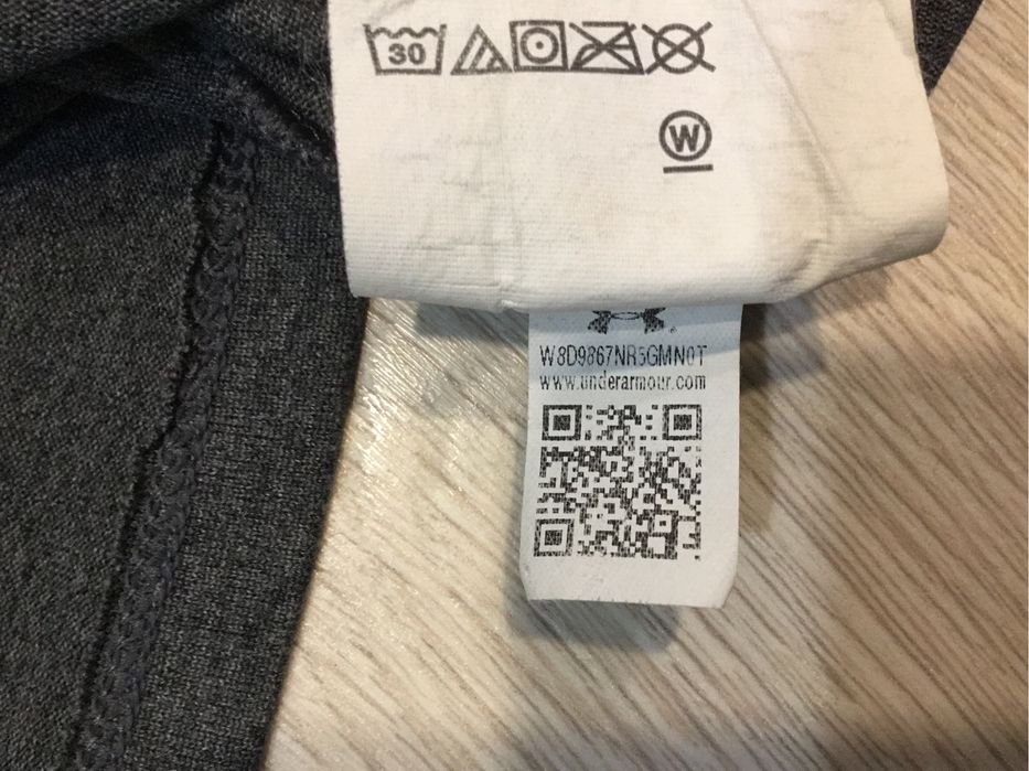 Продам зіп світшот лонгслів Under Armour розмір L