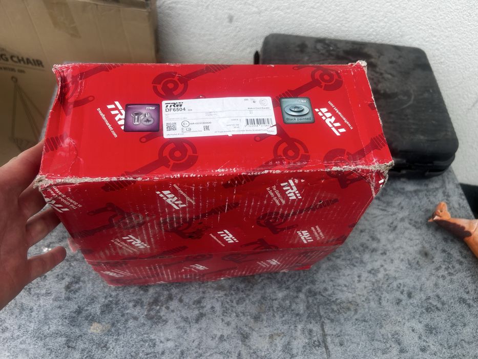 Гальмівні диски TRW DF 6504 Audi Skoda Seat Volkswagen