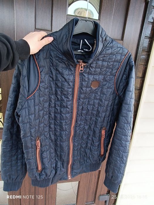 Чоловіча куртка 48