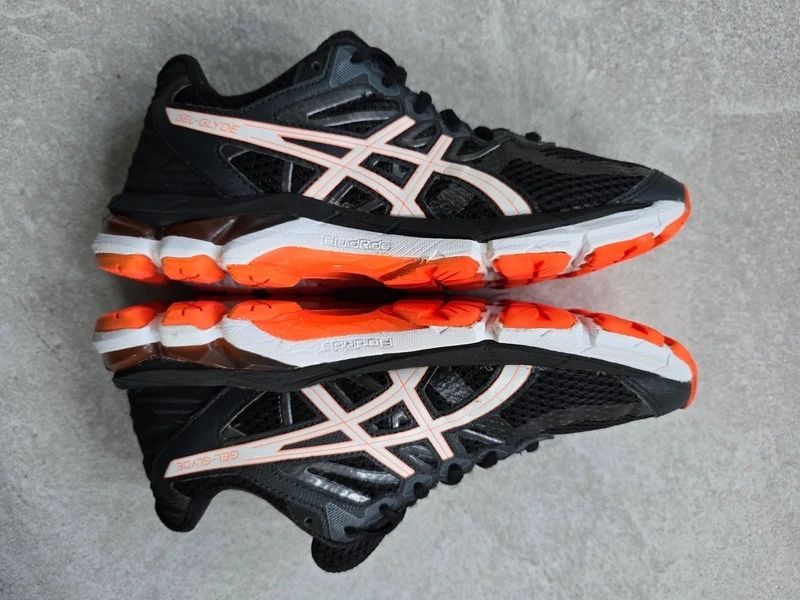 Buty Asics do biegania rozm. 38 sportowe running shoes