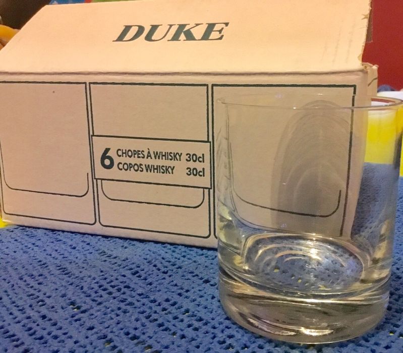 12 Copos novos - whisky e refresco430892706337935360