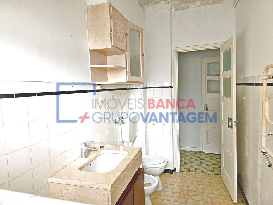 Apartamento T3, 80 m2 Barreiro l Bem Localizado