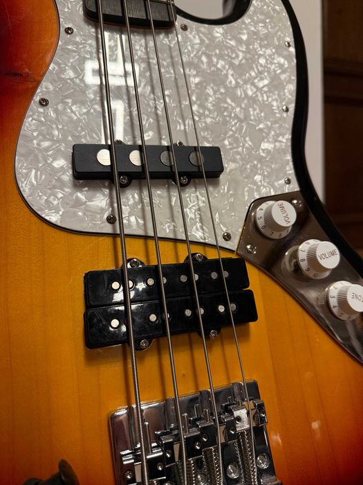 Gitara Basowa Harley Benton- OKAZJA! Idealna dla początkujących!