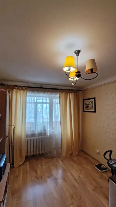 Продам 3-к квартиру с ремонтом Левый берег проспект Слобожанский