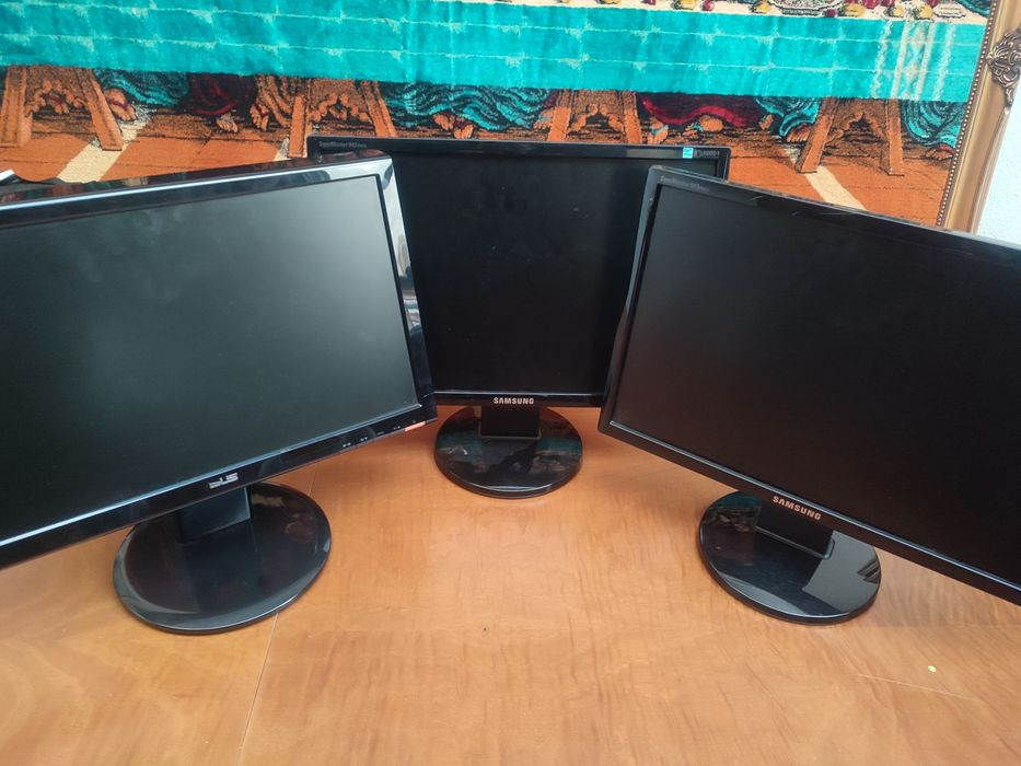 Monitor de computador452659405737185280