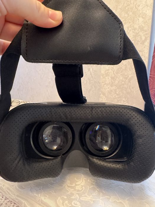Нові окуляри VR BOX Estares