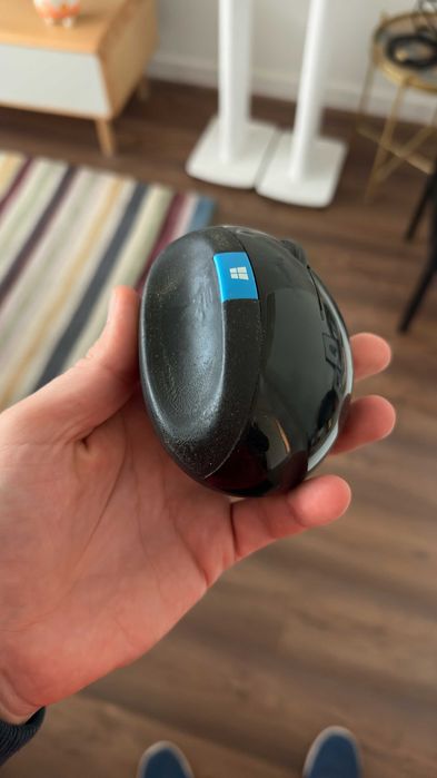Microsoft Sculpt Ergonomic Mouse