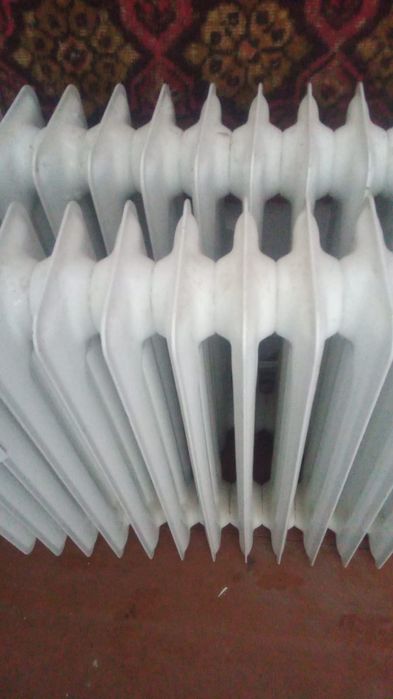 Радіатор, батарея для опалення