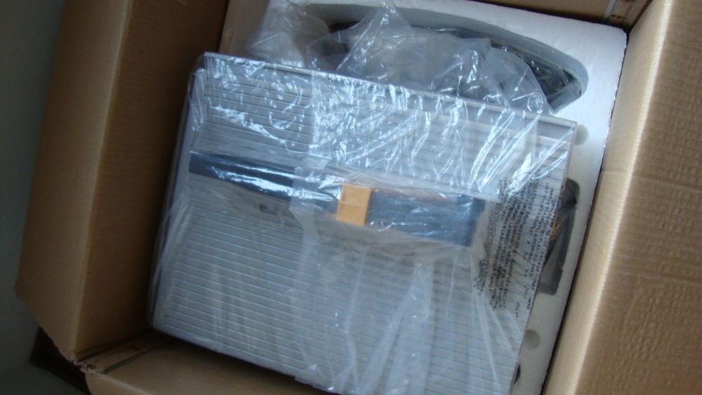 Serra eletrica com plataforma Femi TR240 para peças