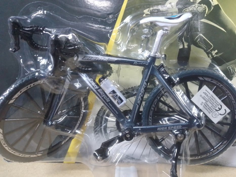 Miniaturas 1/10 bicicletas estrada