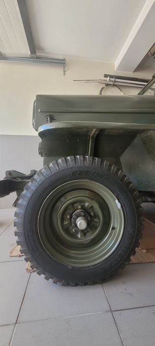 Jeep Willys 1960475906917542799361