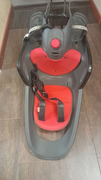 Дитяче велокресло Hamax Carres red