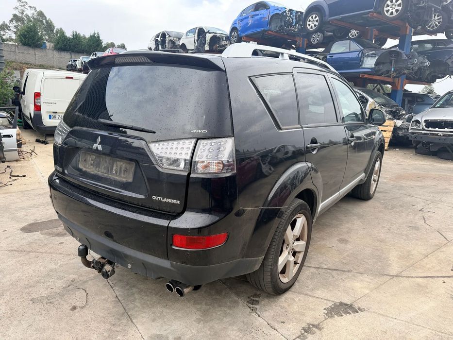 MITSUBISHI OUTLANDER 2.0 DID DE 2009 EM FIM DE VIDA (CENTRO DE ABATE)