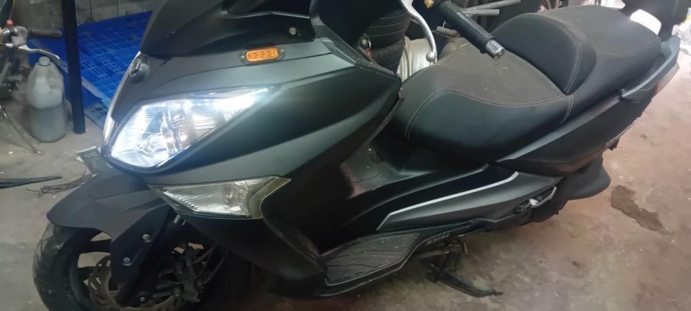 Sym  GTS 125 i  revisão  feita