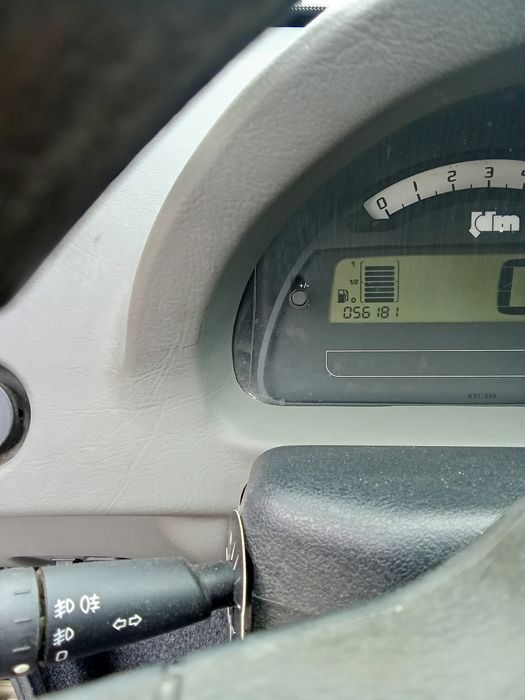 Carro sem carta, em muito bom estado