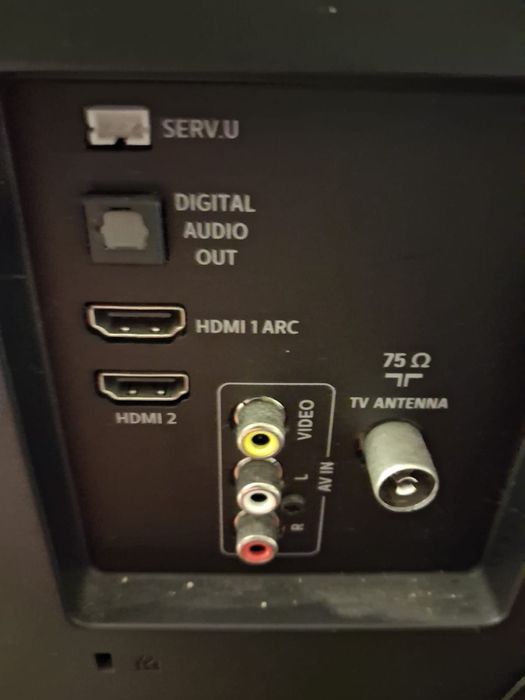 Philips TV LED ultra fino 32”