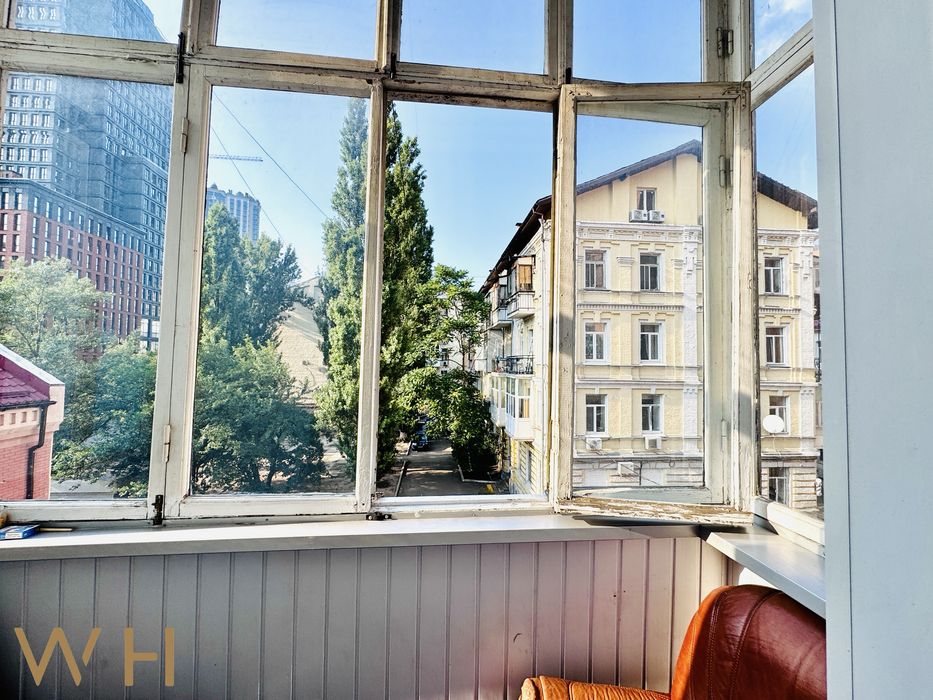 Продаж 2-кім. квартири 51 м² вул. Антоновича, 43/45, Центр, метро Олімпійска, БЕЗ %