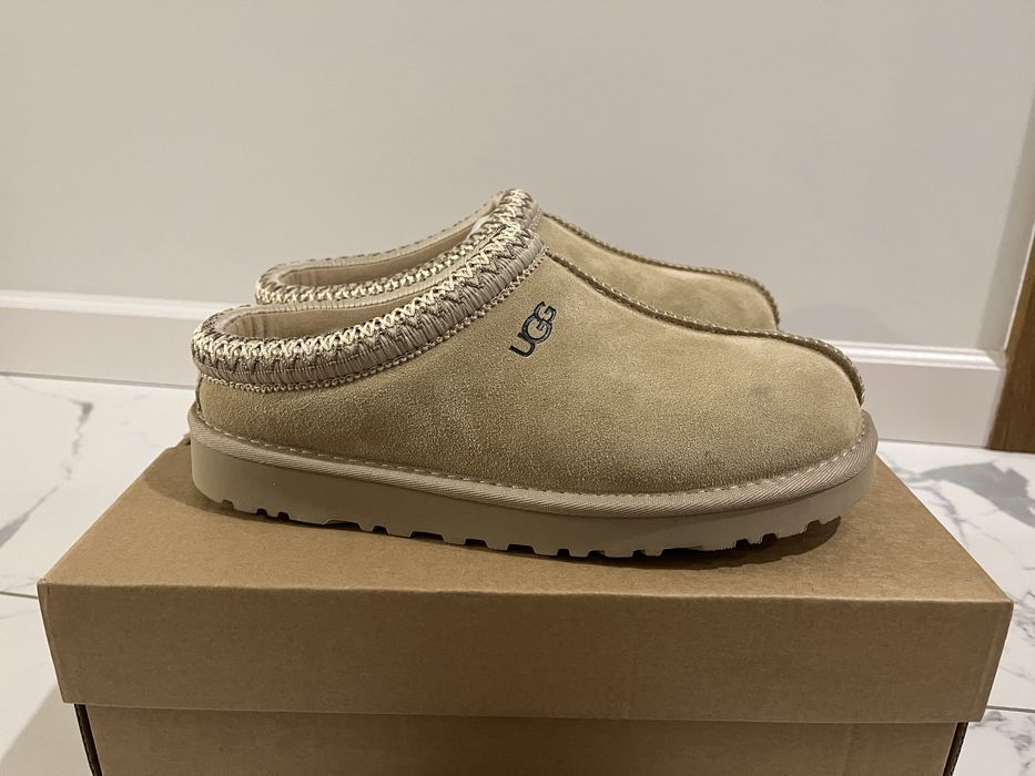 Ugg tazz slipper