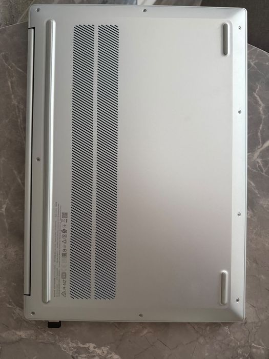 Леново. Lenovo IdeaPad Slim 5 16IAH8. ноутбук