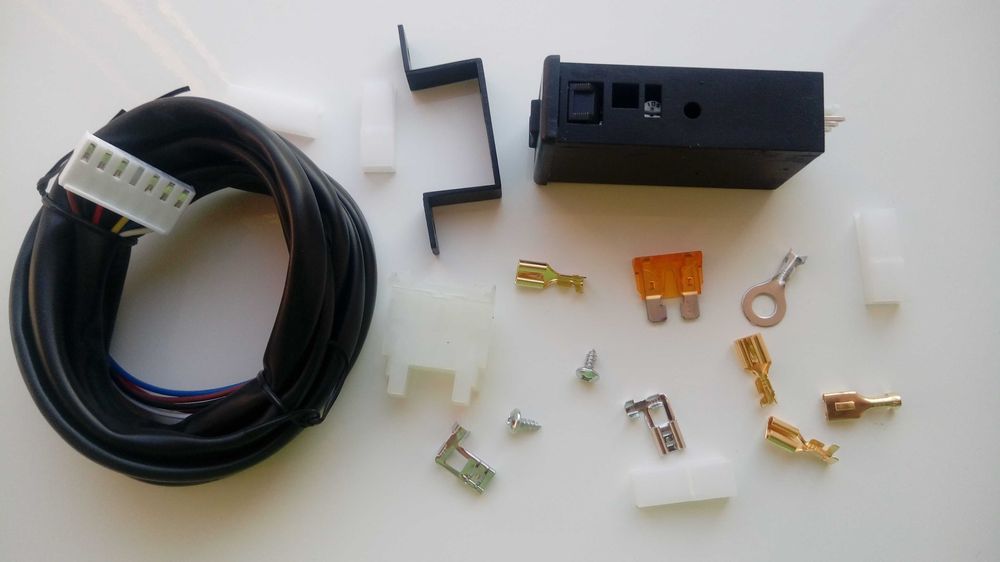 Кнопка газ бензин переключатель 7 контактов карбюратор. Новый.