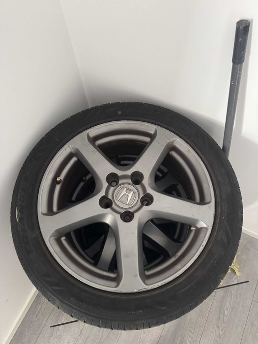 Jantes Honda 17" com pneus
