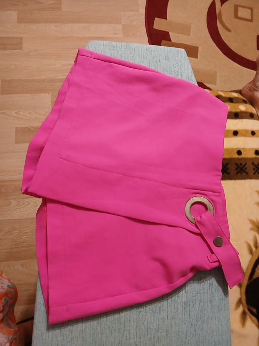 Продаю  шорты юбка