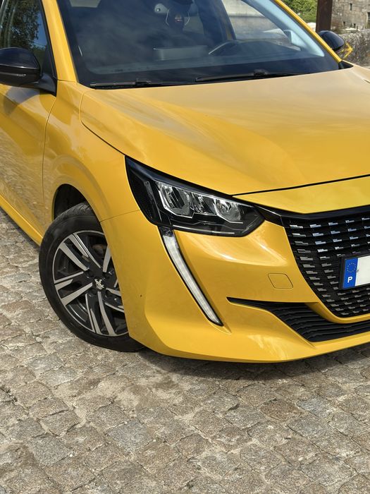 Peugeot 208 - Allure - 110 Puretech