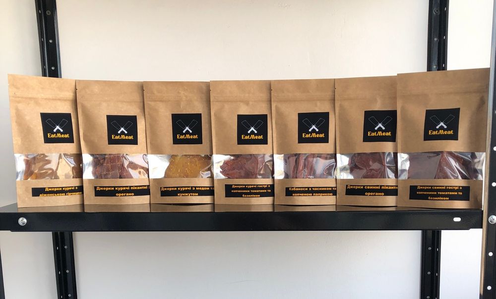 Джерки, кабаноси, м'ясні снеки, закуска до пива