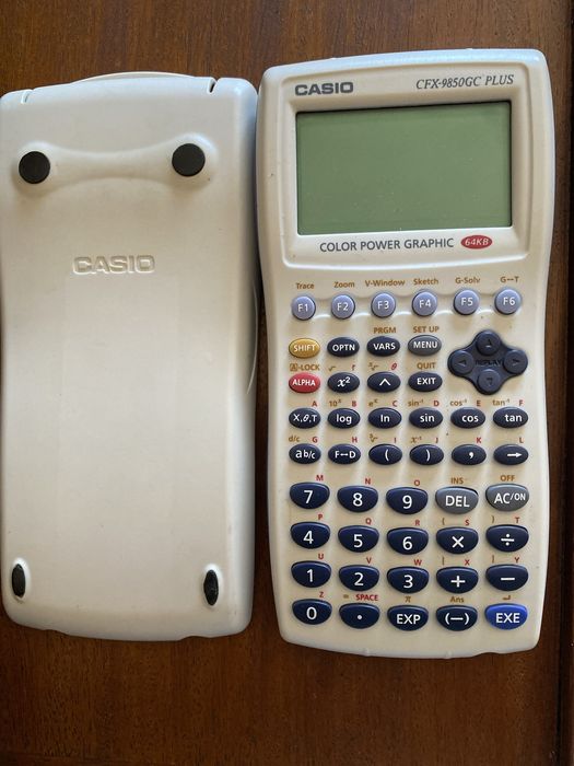 Calculadora Gráfica Casio CFX-9850GC Plus