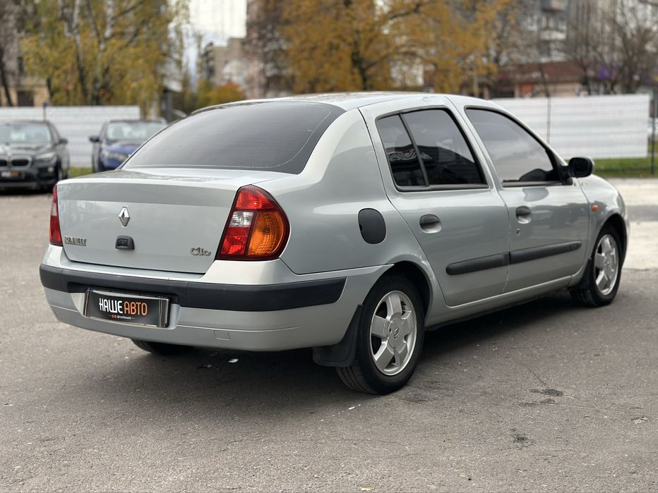 RENAULT SYMBOL 2003 року, 1.4 газ/бензин, автомат, передній привід.
