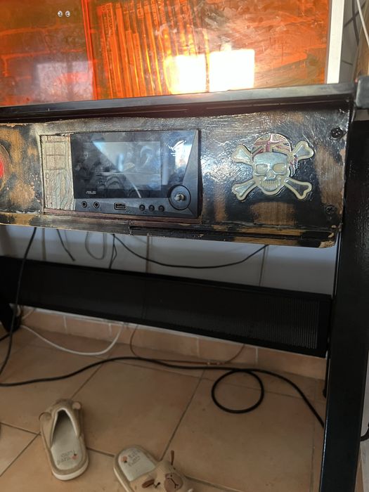Mesa gaming em vidro tenperado