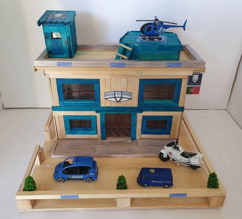 Handicraft Houses