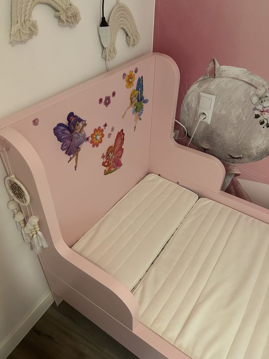 Lóżeczko dziewczęce