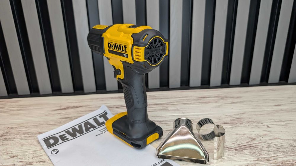 Фен будівельний акумуляторний DeWalt 20v DCE530
