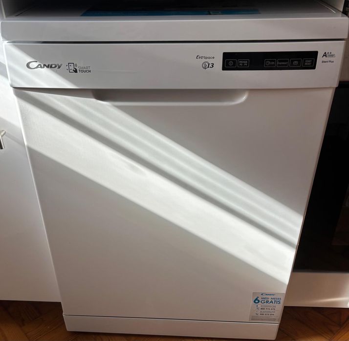 Máquina Lava Loiça Candy