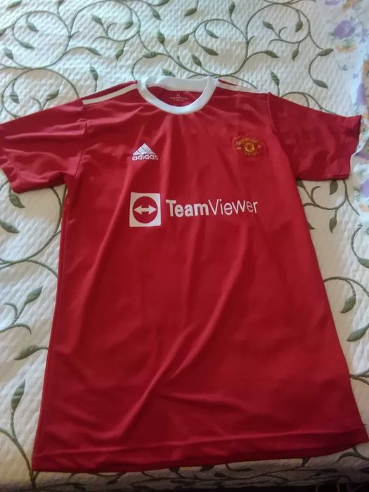 Camisola oficial Sporting e Manchester